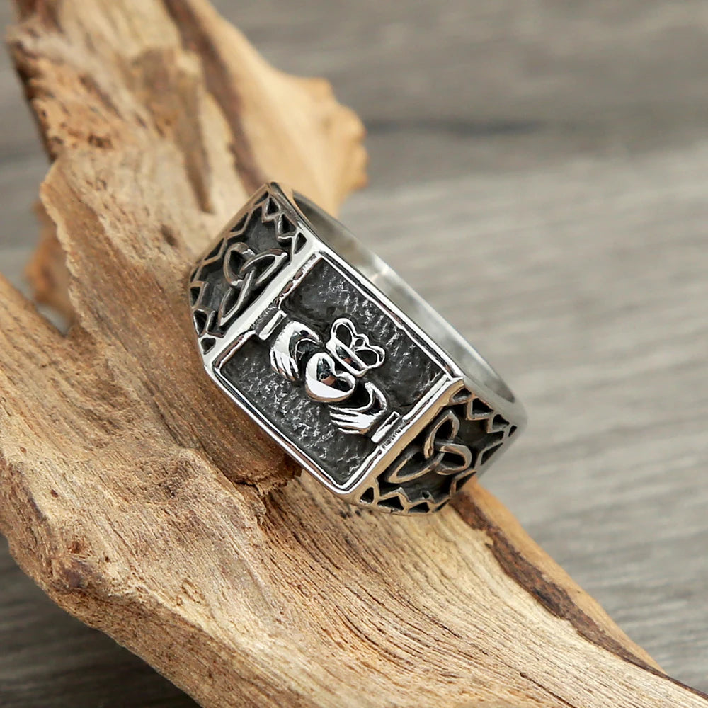 Celtic Claddagh Wedding Ring