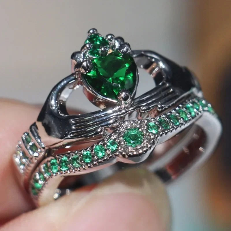 Emerald Claddagh Ring
