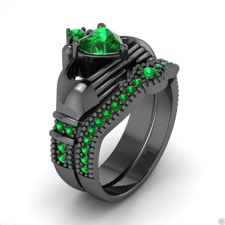 Emerald Claddagh Ring
